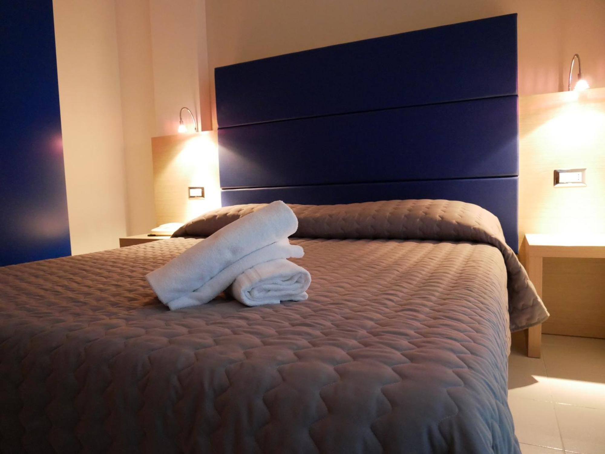 Hotel Kon Tiki Numana Extérieur photo