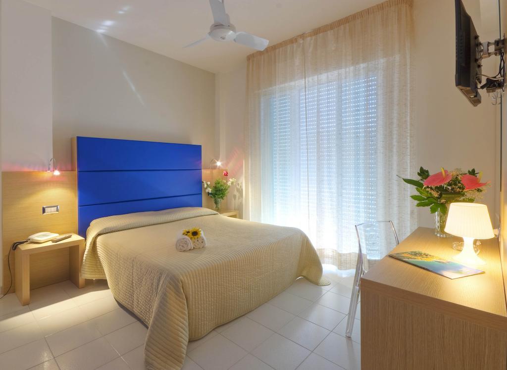 Hotel Kon Tiki Numana Chambre photo